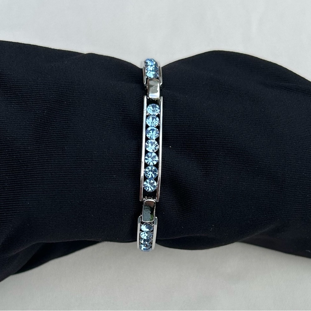 Blue Crystal Silver-Toned Tennis Bracelet. Excellent Condition. - Picture 9 of 9